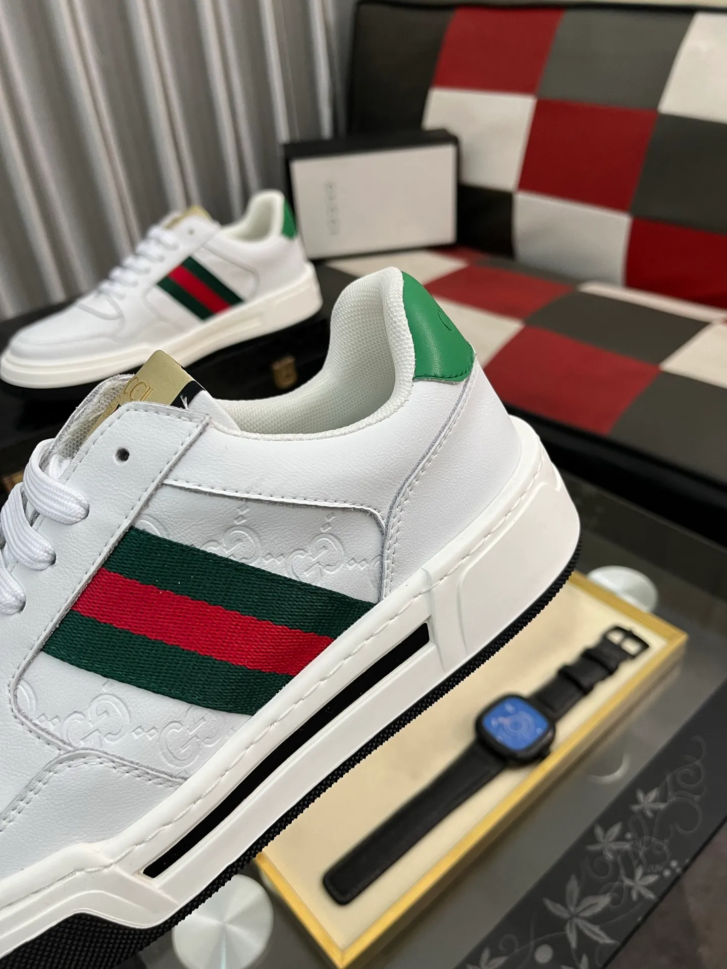 Men's Men's Shoes💰420⌚️⌚️【GUCCI】Gucci men's latest white shoe series casual shoes! The official website is built 1:1. Upper: Made of imported cowhide, with electric embroidery ➕Inner lining: Made of high-quality first-layer pigskin, soft and comfortable. Picky material selection and exquisite workmanship give you the best enjoyment. Size: 38-443️⃣Colors available